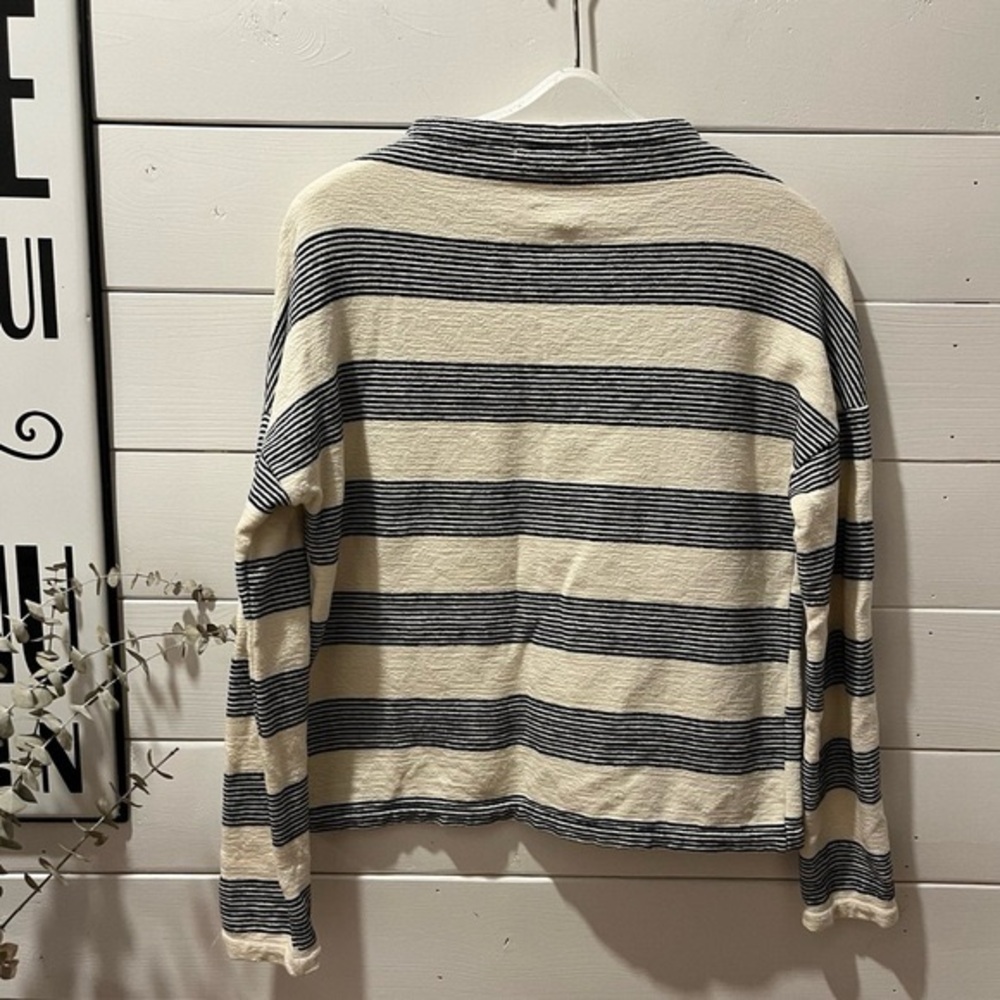 ERI + ALI ANTHROPOLOGIE cream and navy  stripes sweater size S